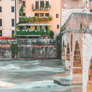 Apartment Ponte Pietra